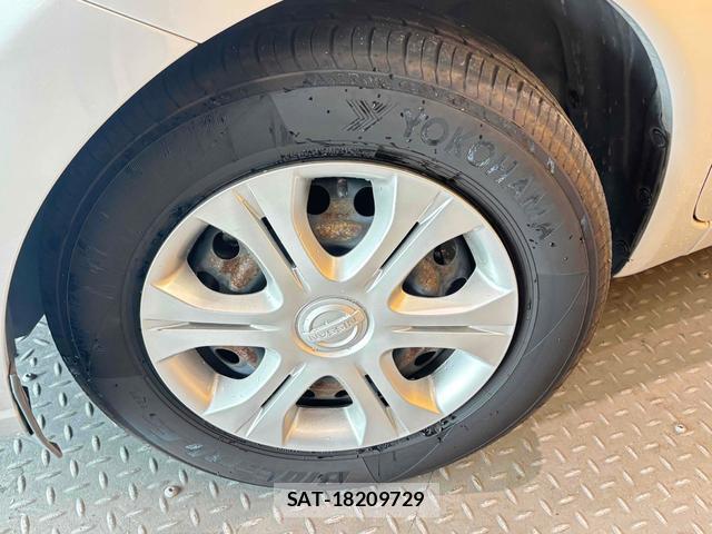 Nissan NOTE 2017-06 8221306-15
