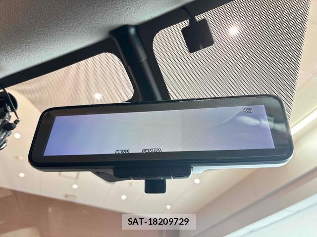 Nissan NOTE 2017-06 8221306-3
