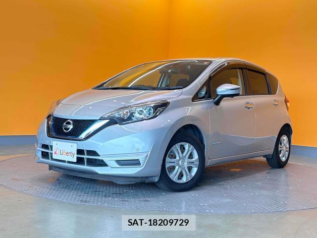 Nissan NOTE 2017-06 8221306-4