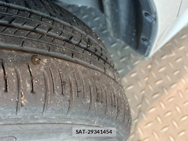 Nissan NOTE 2021-04 8221307-14