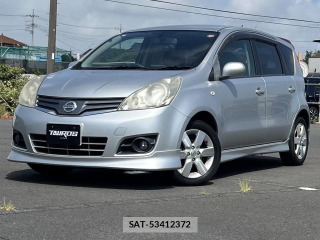 Nissan NOTE 2011-11 8221497-0
