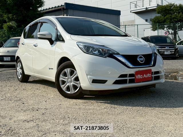 Nissan NOTE 2017-02 8221877-1