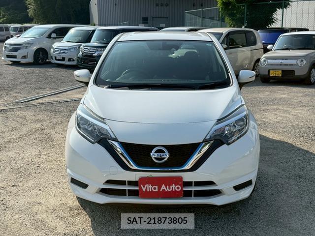 Nissan NOTE 2017-02 8221877-19