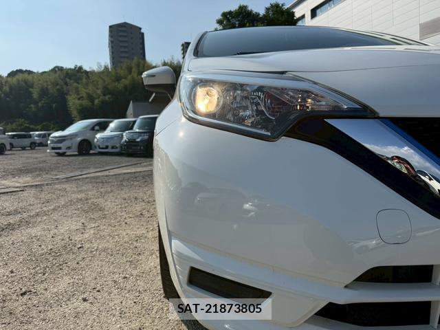 Nissan NOTE 2017-02 8221877-6