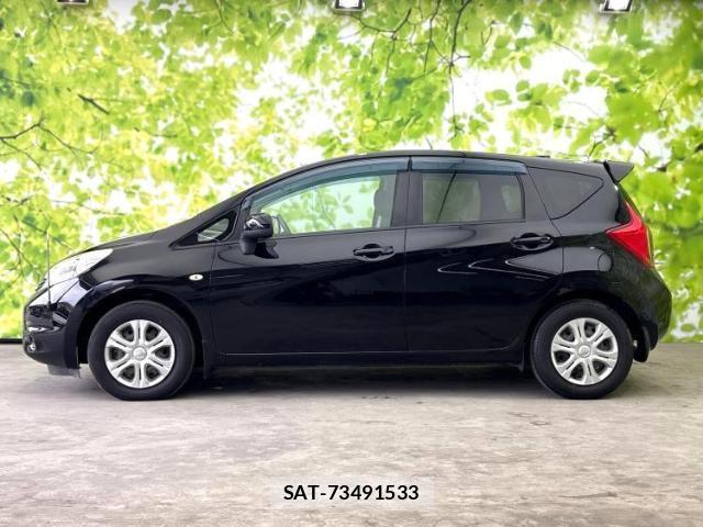 Nissan NOTE 2013-11 8221940-1