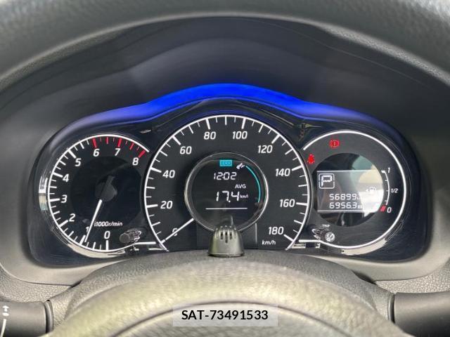 Nissan NOTE 2013-11 8221940-12