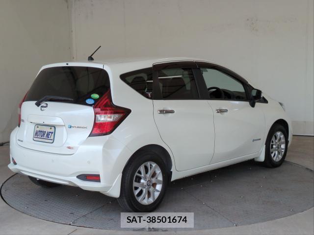 Nissan NOTE 2020-03 8222211-1