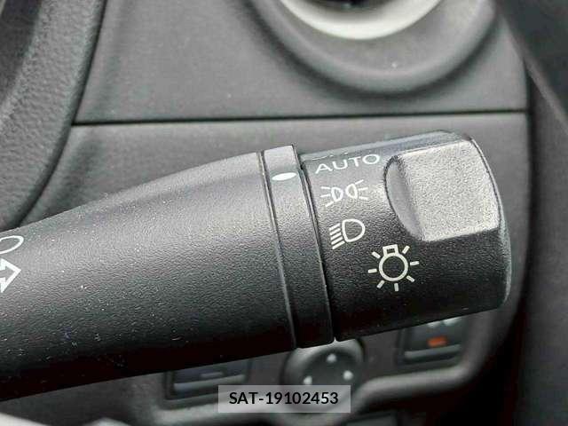 Nissan NOTE 2016-05 8222674-16