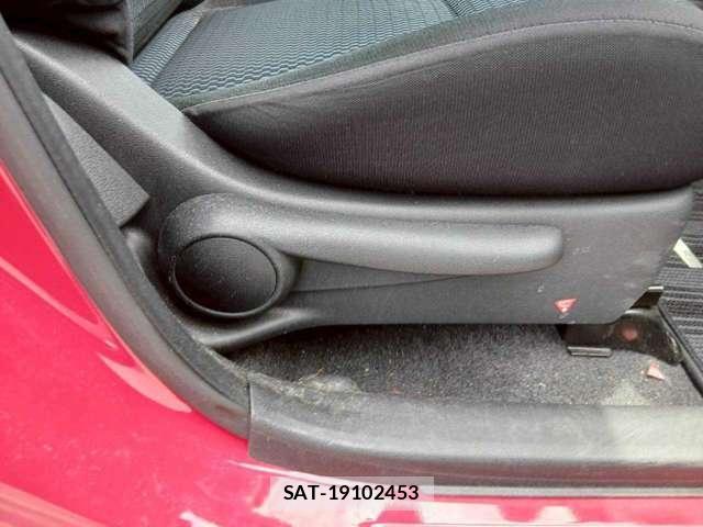 Nissan NOTE 2016-05 8222674-17