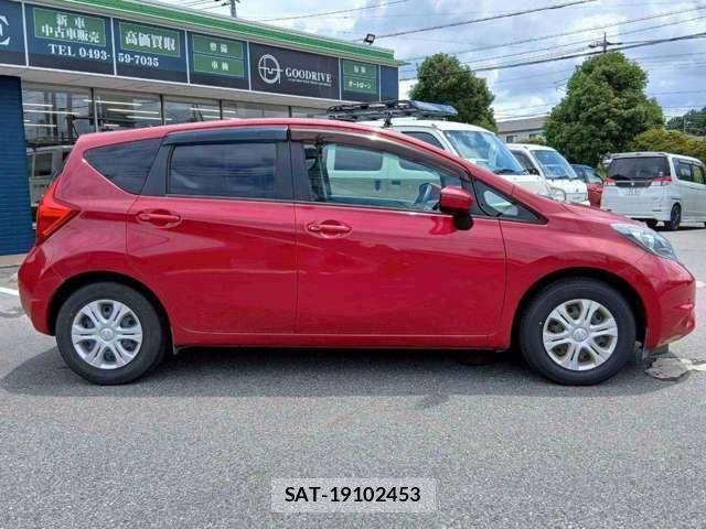 Nissan NOTE 2016-05 8222674-2
