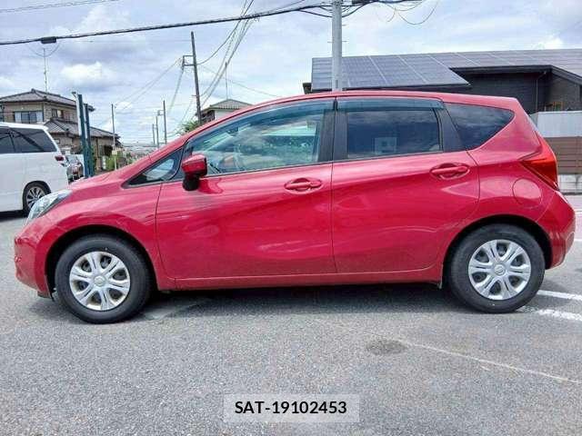 Nissan NOTE 2016-05 8222674-3