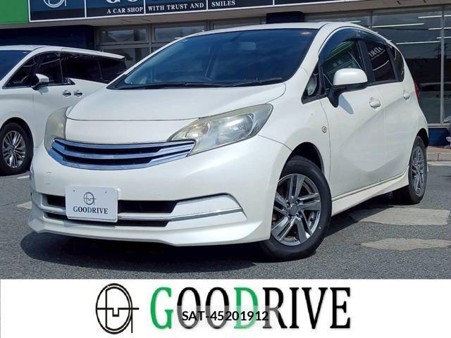Nissan NOTE 2013-09 8222677-0