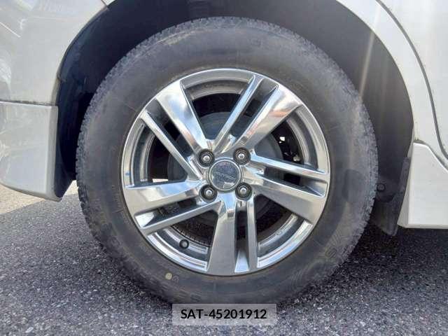 Nissan NOTE 2013-09 8222677-17