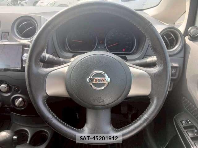 Nissan NOTE 2013-09 8222677-3