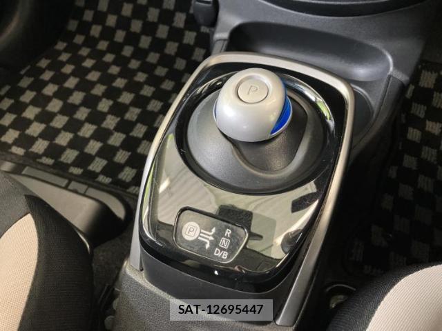Nissan NOTE 2019-08 8222878-17