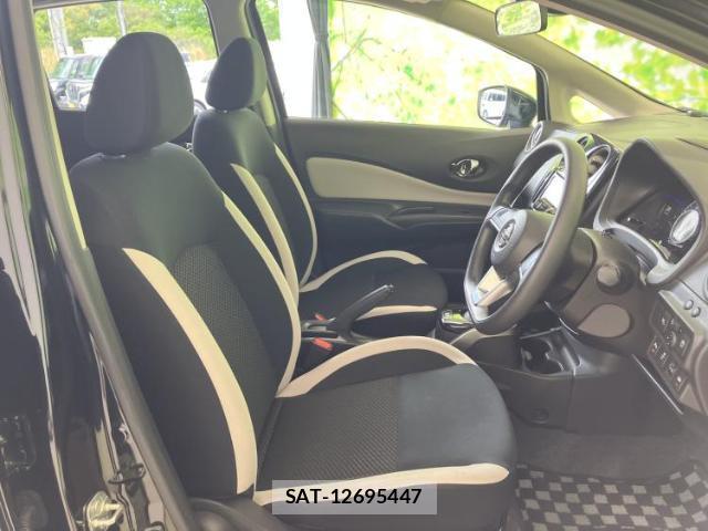 Nissan NOTE 2019-08 8222878-4