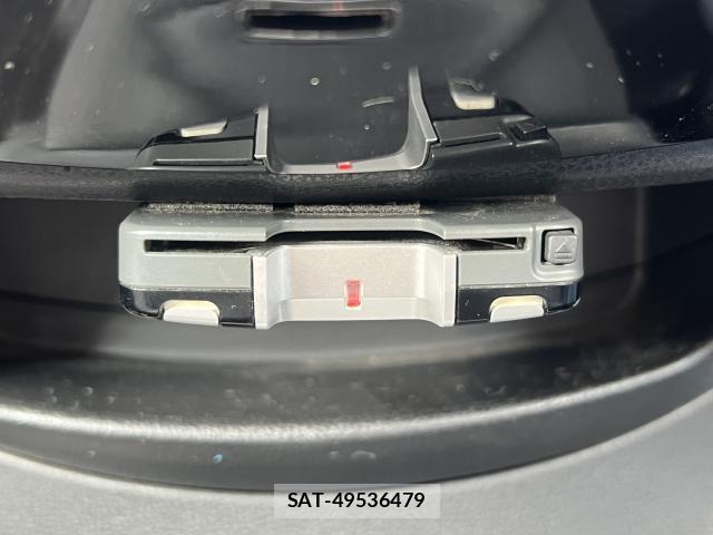 Nissan NOTE 2013-08 8222967-13