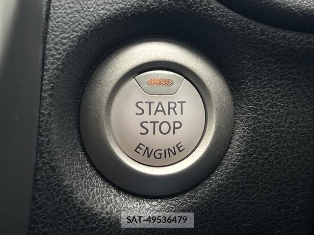 Nissan NOTE 2013-08 8222967-14