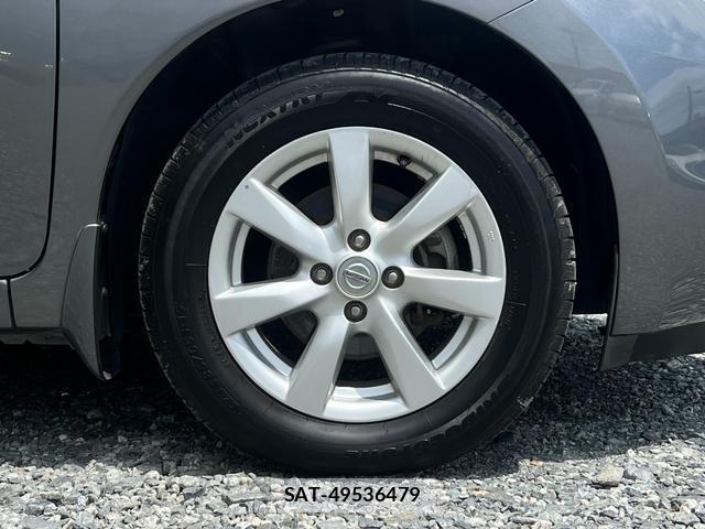 Nissan NOTE 2013-08 8222967-5