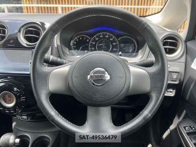 Nissan NOTE 2013-08 8222967-6