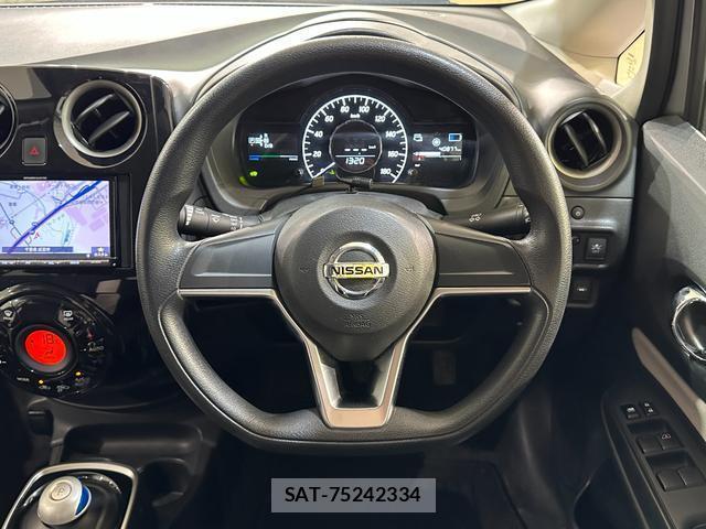 Nissan NOTE 2018-06 8222973-7