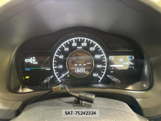 Nissan NOTE 2018-06 8222973-8