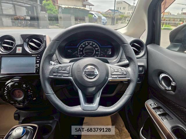 Nissan NOTE 2017-11 8223402-18