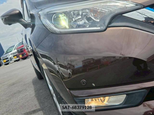 Nissan NOTE 2017-11 8223402-6