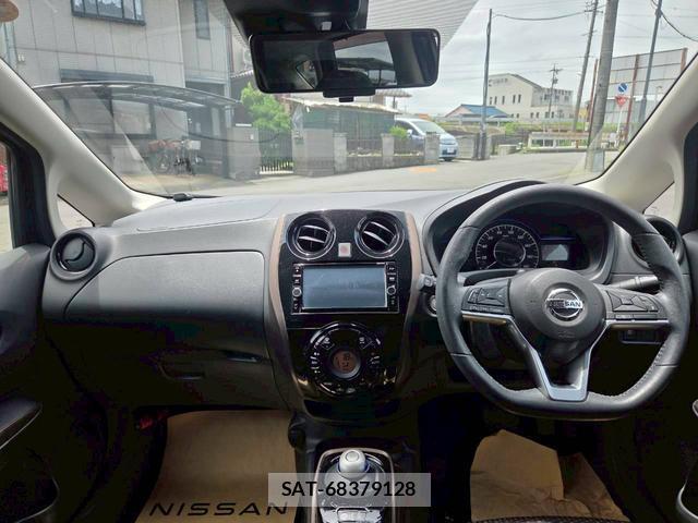 Nissan NOTE 2017-11 8223402-7