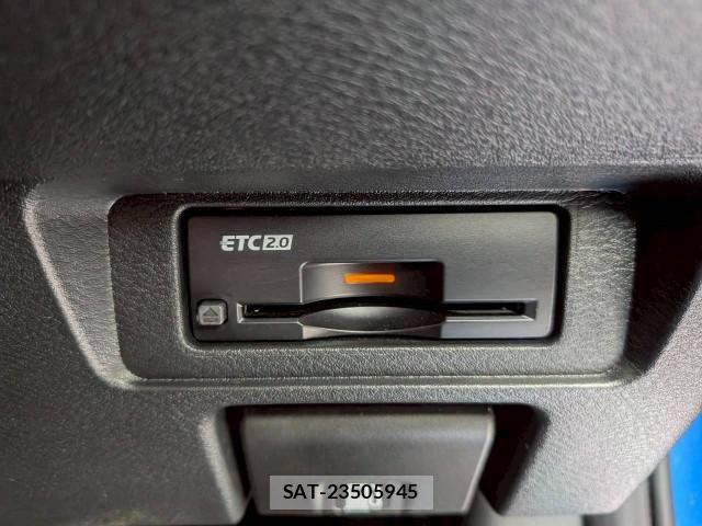 Nissan NOTE 2022-11 8223425-6