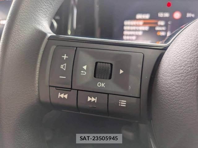 Nissan NOTE 2022-11 8223425-8