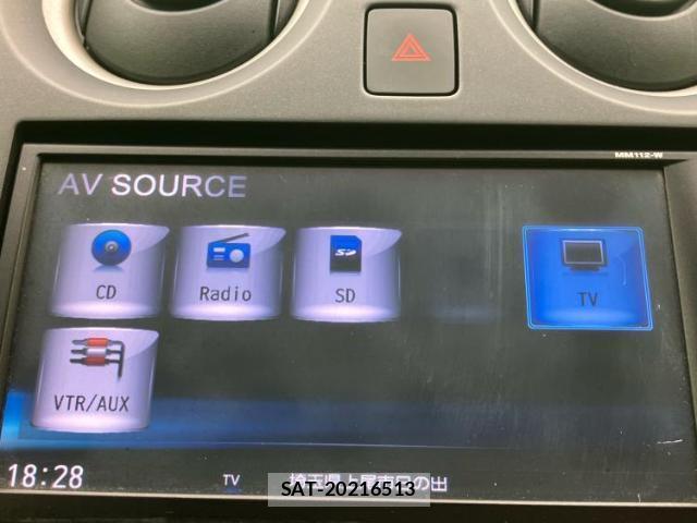 Nissan NOTE 2013-06 8223442-10