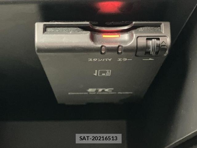 Nissan NOTE 2013-06 8223442-16