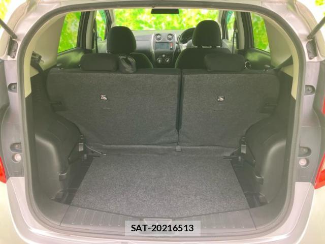 Nissan NOTE 2013-06 8223442-7