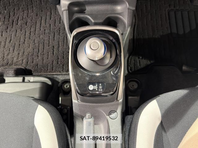 Nissan NOTE 2019-10 8224145-15