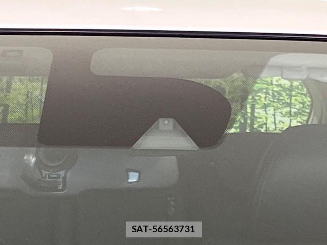 Nissan NOTE 2015-05 8224227-4