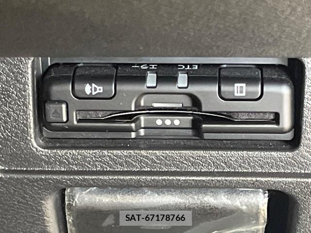 Nissan NOTE 2022-12 8224234-6