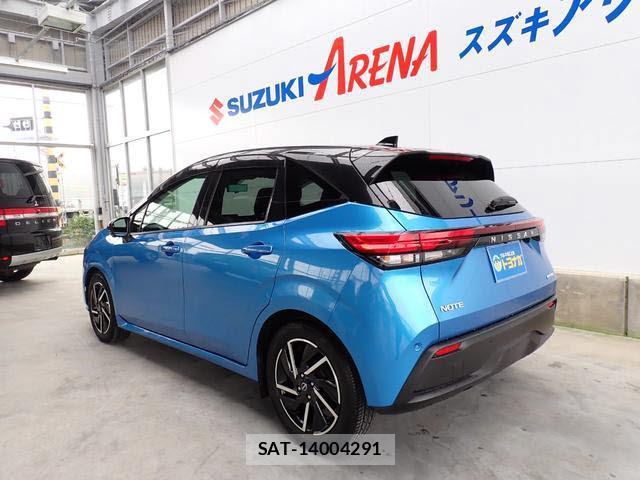 Nissan NOTE 2021-07 8224770-5