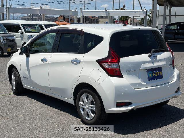 Nissan NOTE 2018-03 8224834-1