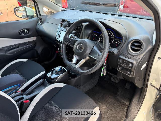Nissan NOTE 2018-03 8224834-2