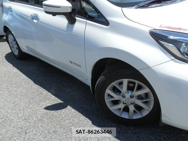Nissan NOTE 2017-01 8224872-9