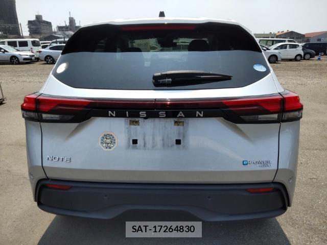 Nissan NOTE 2021-07 8224904-1
