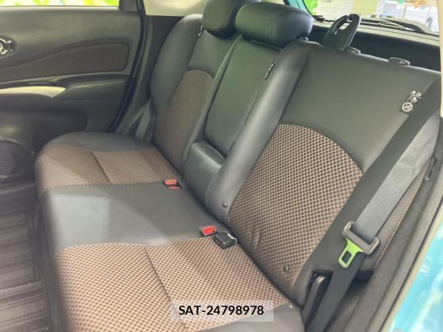 Nissan NOTE 2016-05 8225075-6