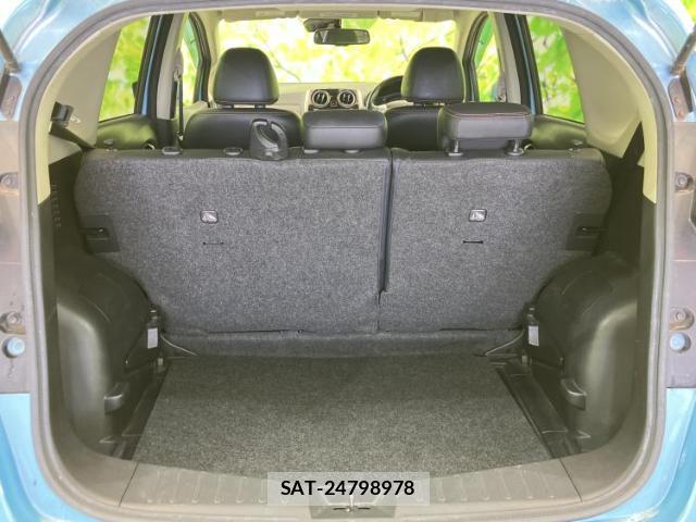 Nissan NOTE 2016-05 8225075-7