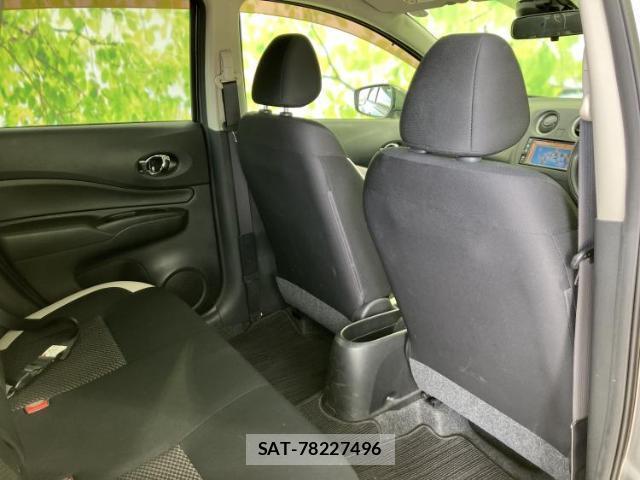 Nissan NOTE 2017-03 8225129-5