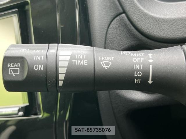 Nissan NOTE 2018-07 8225172-15