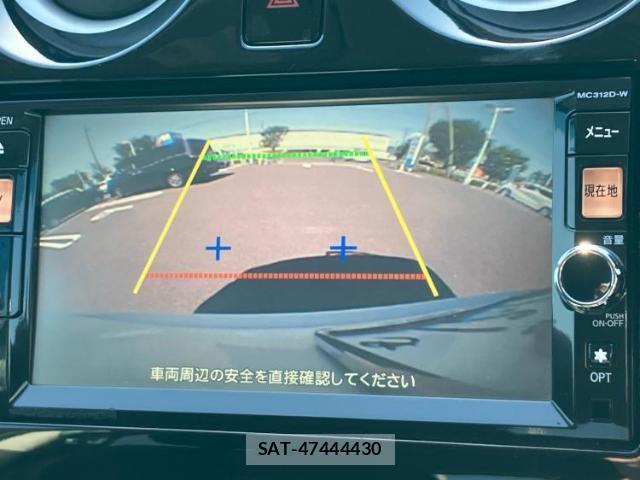 Nissan NOTE 2013-04 8225332-11