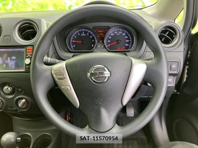 Nissan NOTE 2015-07 8225426-13