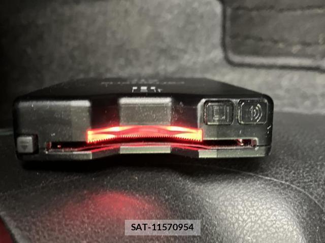 Nissan NOTE 2015-07 8225426-17