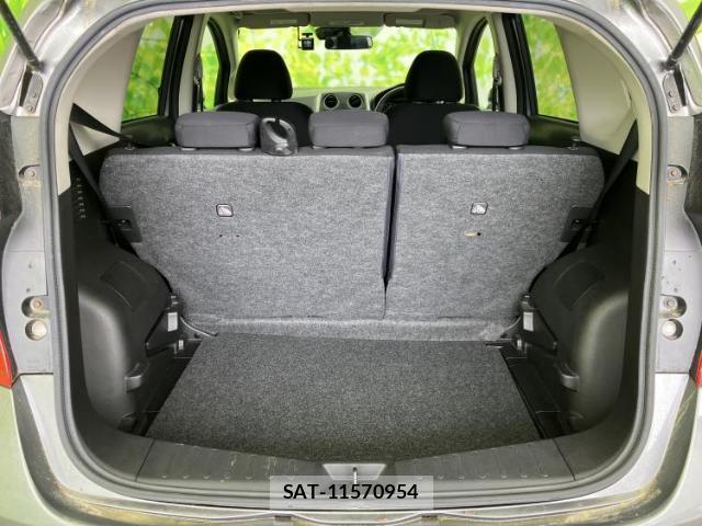 Nissan NOTE 2015-07 8225426-7